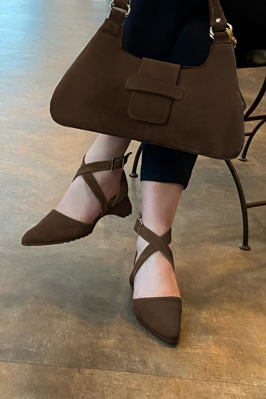 Dark brown women's open side shoes, with crossed straps.. Worn view - Florence KOOIJMAN